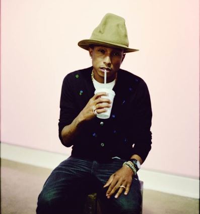 Pharrell Williams spreder godt humør i København til efteråret